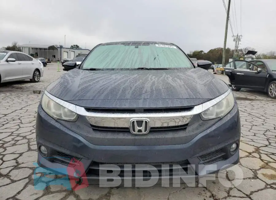 19XFC1F30HE009731 Photo# 5