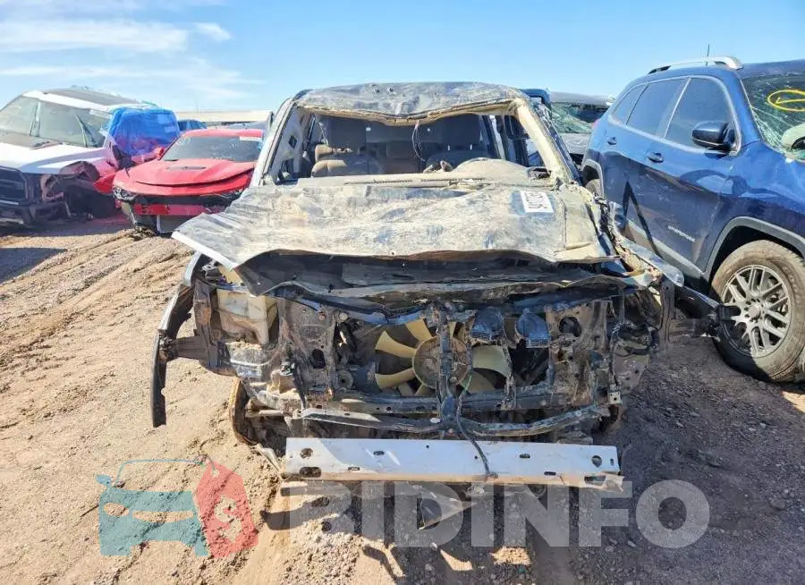 3TMCZ5AN3LM297843 Photo# 5