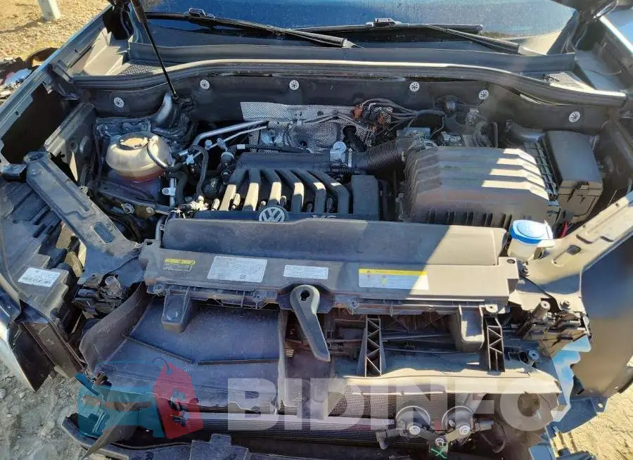 1V2WR2CA8PC517134 Photo# 12