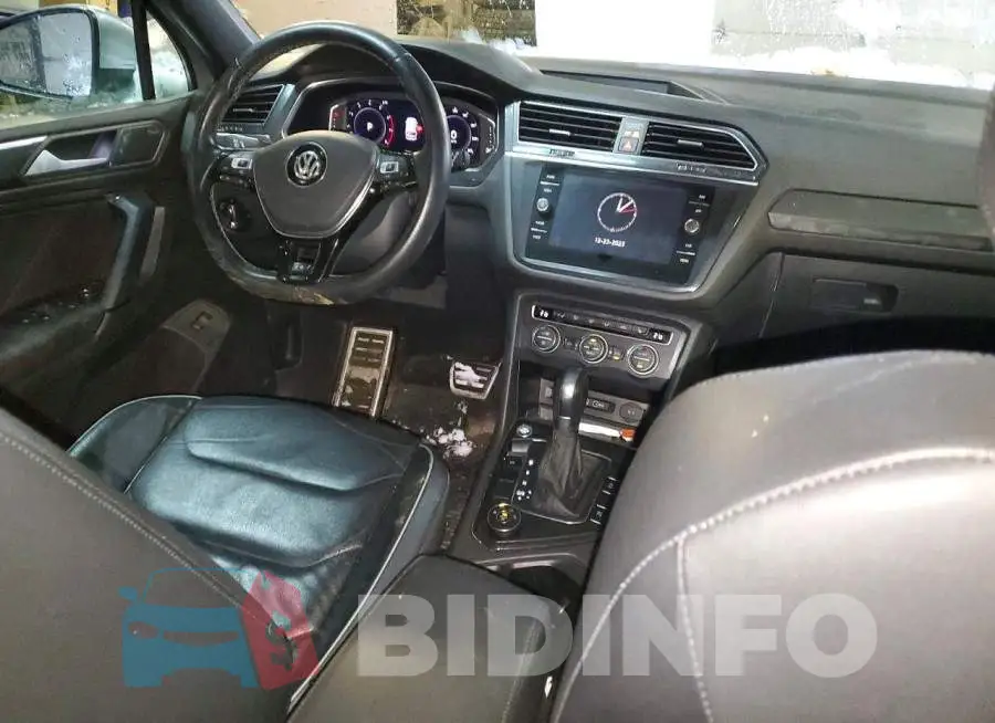 3VV4B7AX7KM158904 Photo# 8