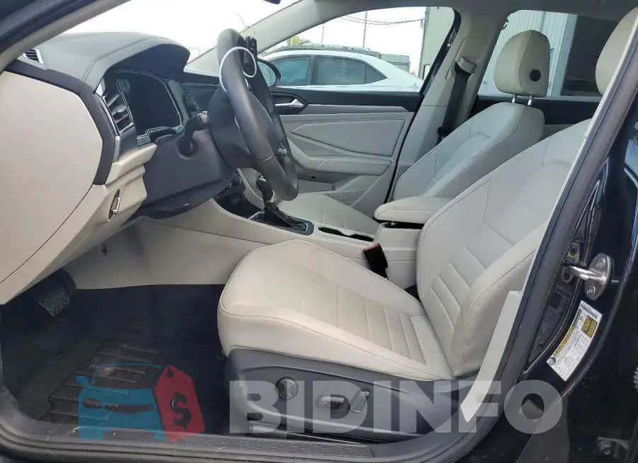 3VW7M7BU0RM071542 Photo# 7