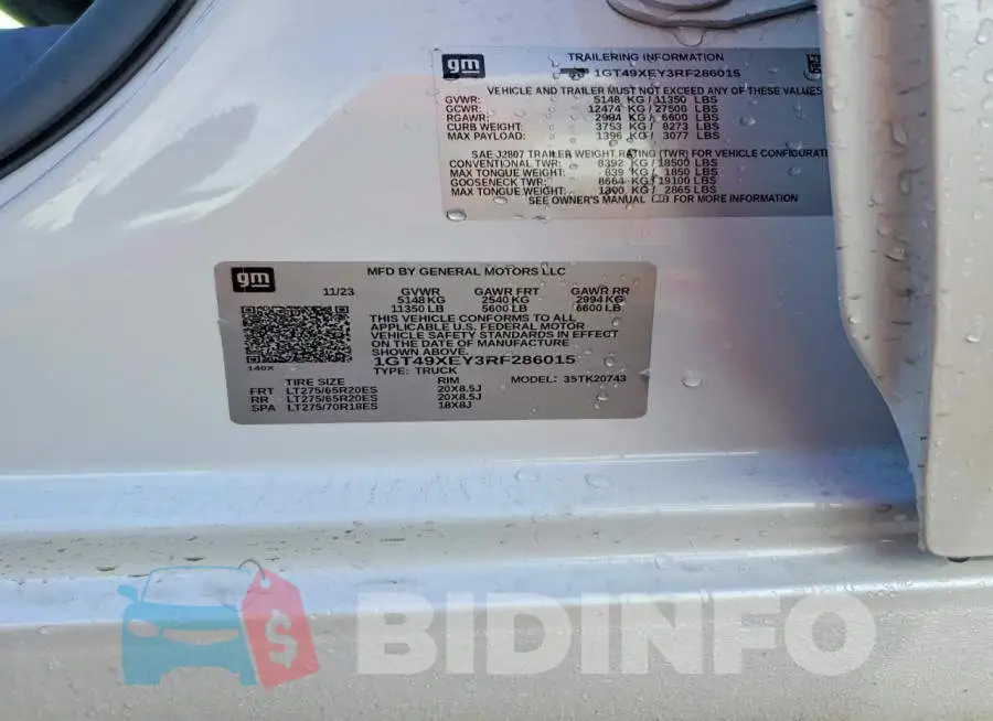 1GT49XEY3RF286015 Photo# 12