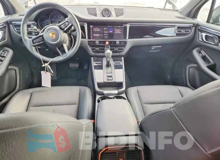 WP1AA2A52NLB06106 Photo# 8