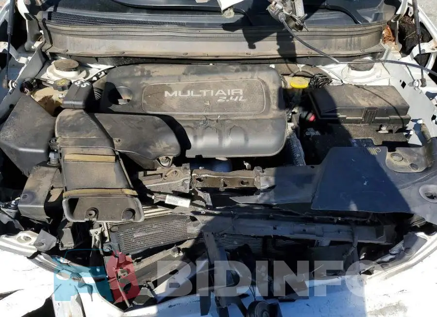 1C4PJLCB8HW602826 Photo# 11