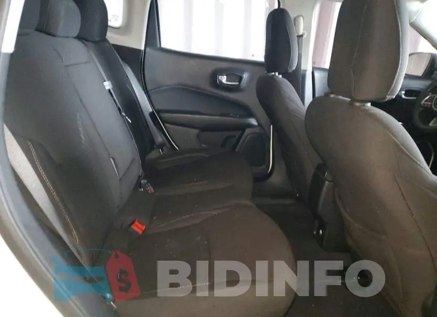 3C4NJCAB7LT211529 Photo# 11