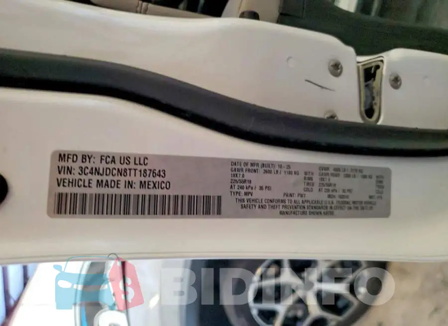 3C4NJDCN8TT187643 Photo# 14