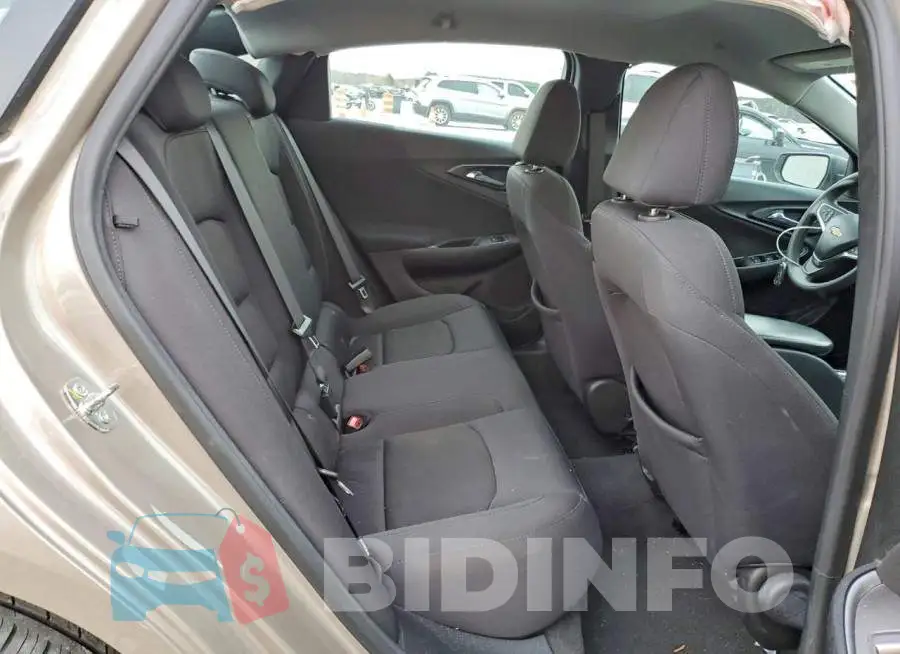 1G1ZB5ST6NF190843 Photo# 10