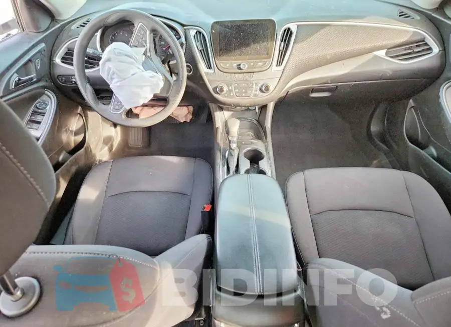 1G1ZD5ST0PF252301 Photo# 8