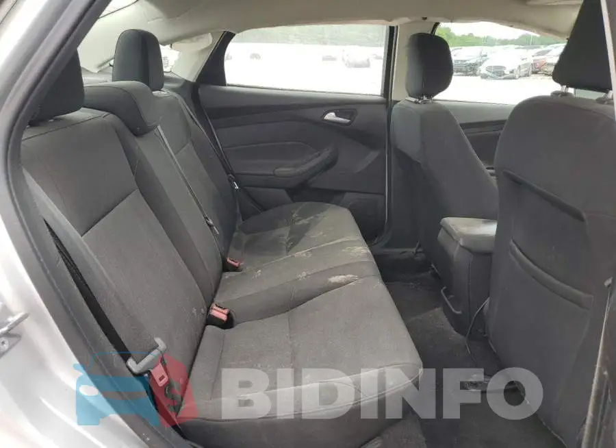 1FADP3FE2JL302719 Photo# 10