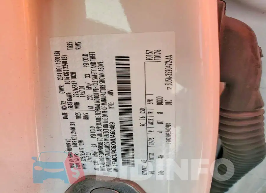 1FMCU9G6XNUA60489 Photo# 13