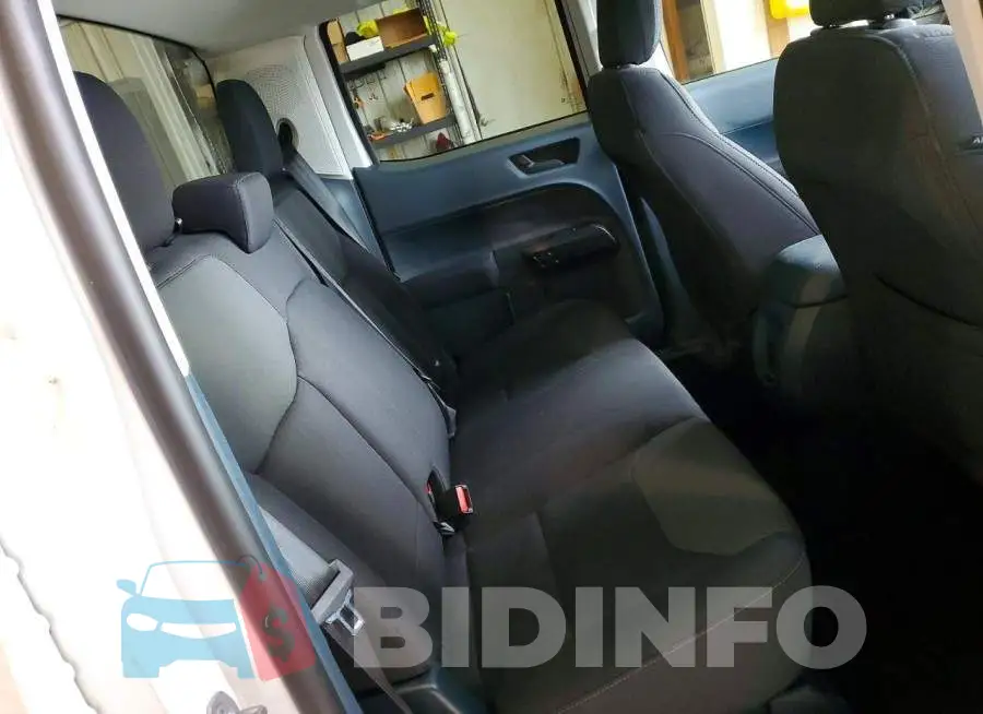 3FTTW8E94NRB12762 Photo# 10