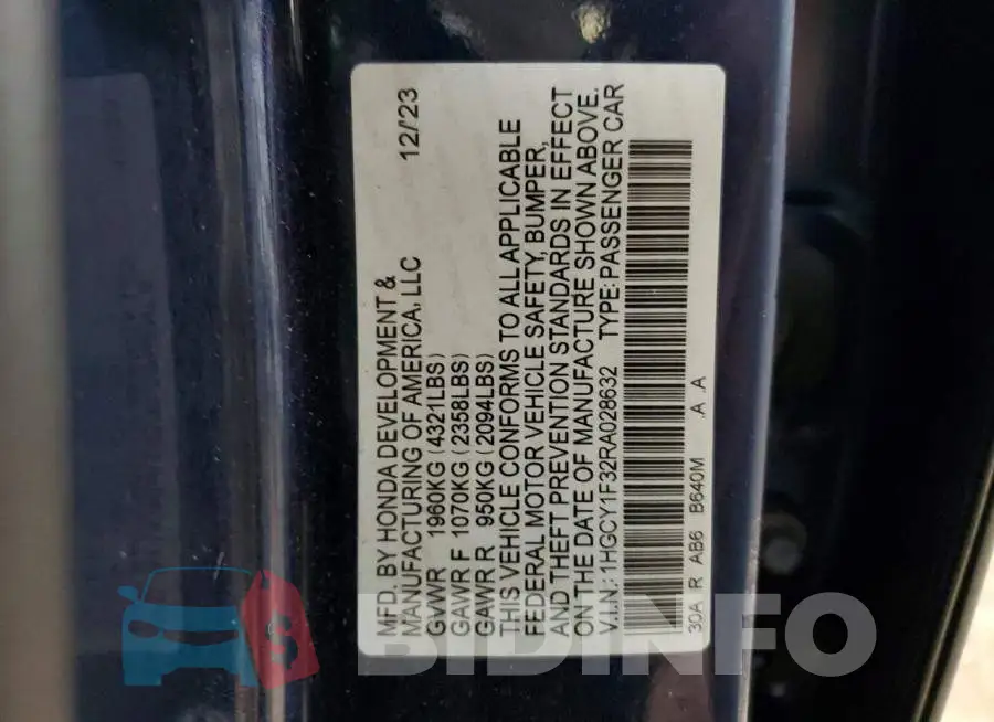 1HGCY1F32RA028632 Photo# 12