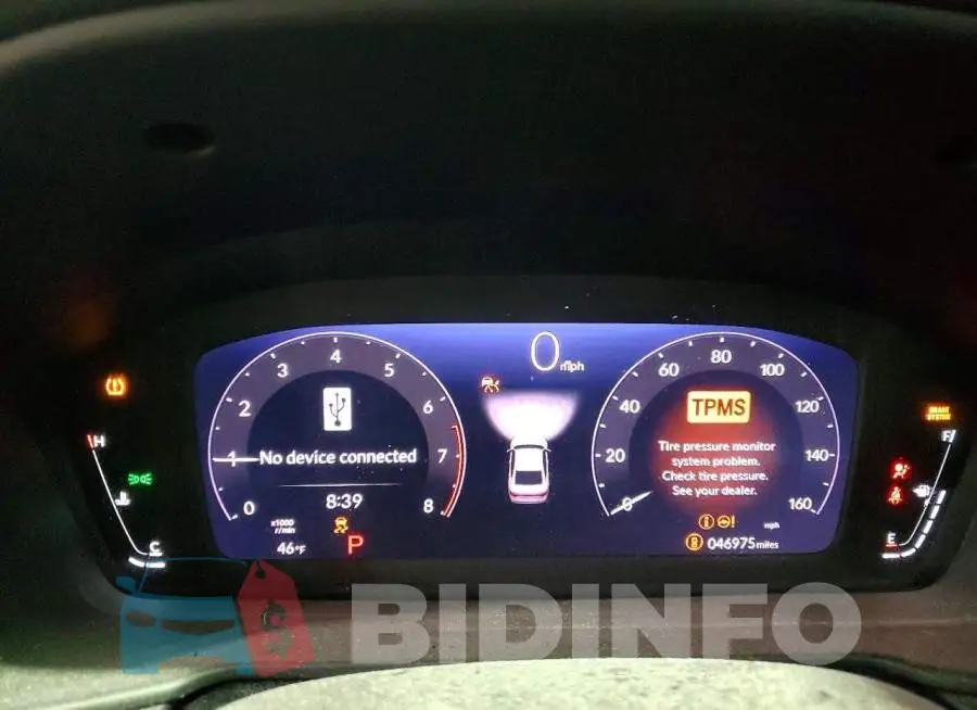 1HGCY1F32RA028632 Photo# 9