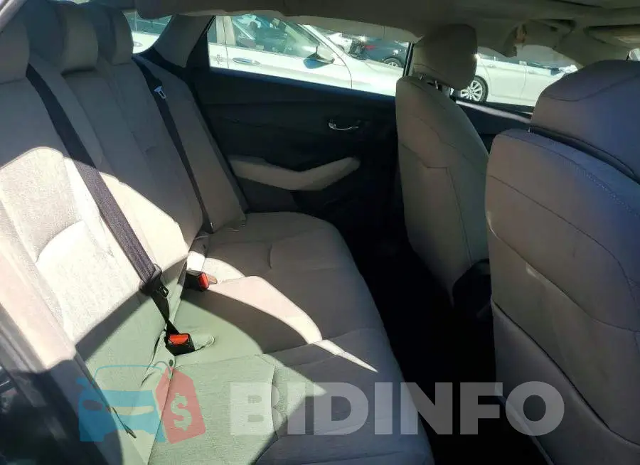 1HGCY1F35PA022949 Photo# 10