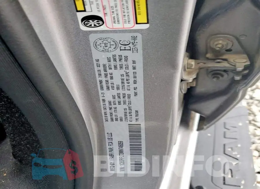 1C6SRFLT3MN746059 Photo# 13