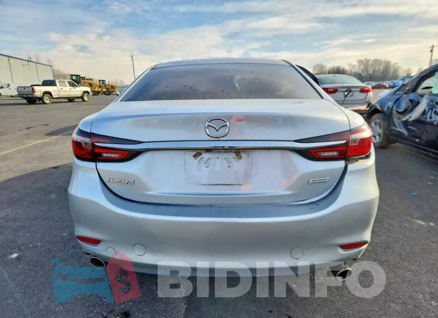 JM1GL1VMXJ1307596 Photo# 6