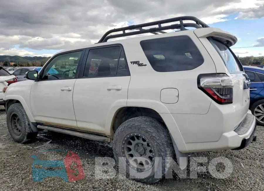 JTEBU5JR4L5751404 Photo# 2