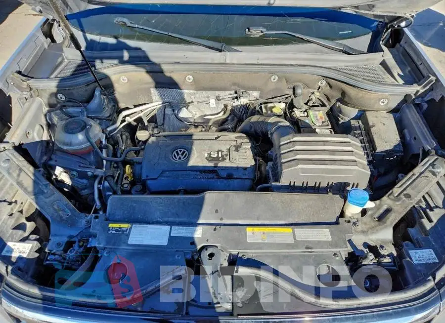 1V2KC2CA9MC217825 Photo# 12