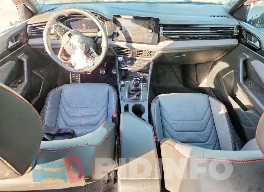 3VW1T7BU8SM011040 Photo# 8