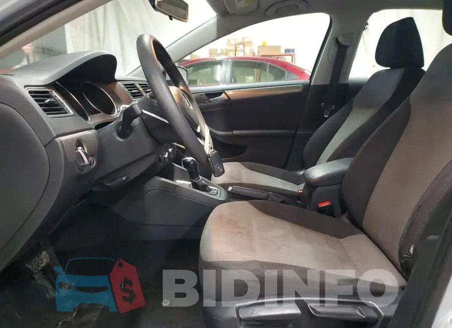 3VW2B7AJ5HM317121 Photo# 7
