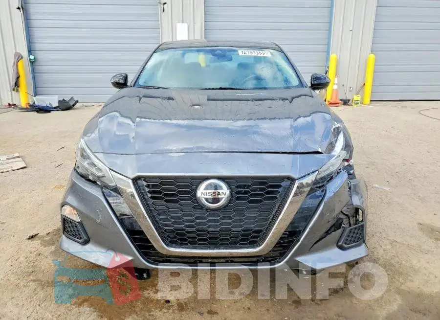 1N4BL4CV1MN360312 Photo# 5