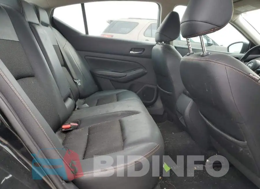 1N4BL4CV4LC122223 Photo# 10