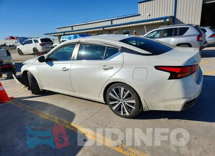 1N4BL4CV6LC286153 Photo# 2