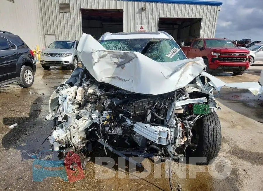 5N1BT3BA7SC855458 Photo# 4