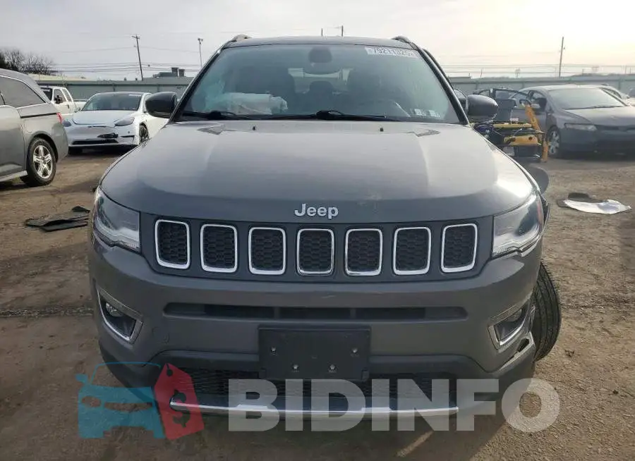 3C4NJDCBXKT812421 Photo# 5