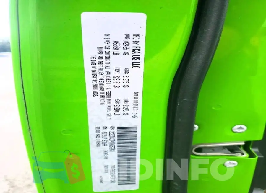 2C3CDXCT4HH557263 Photo# 13