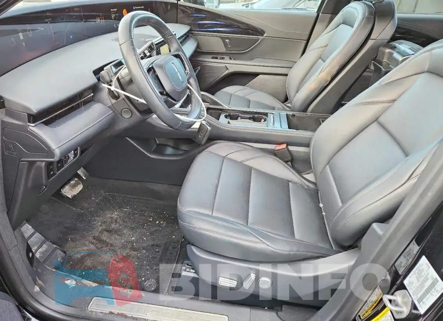 5LMPJ8J49SJ952397 Photo# 7