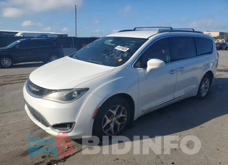 2C4RC1EG5HR543680 Photo# 1