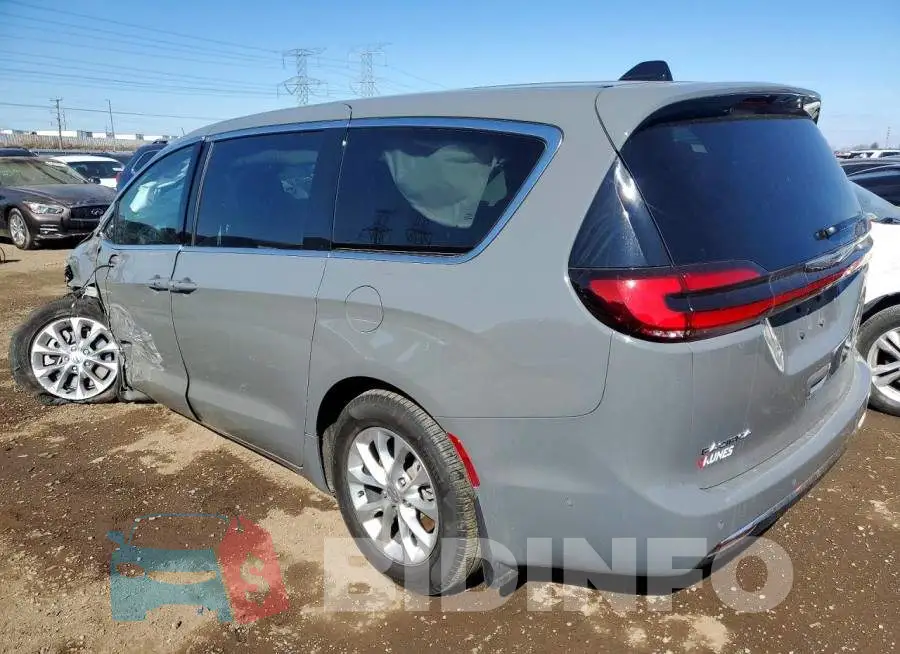 2C4RC3BG8SR523236 Photo# 2