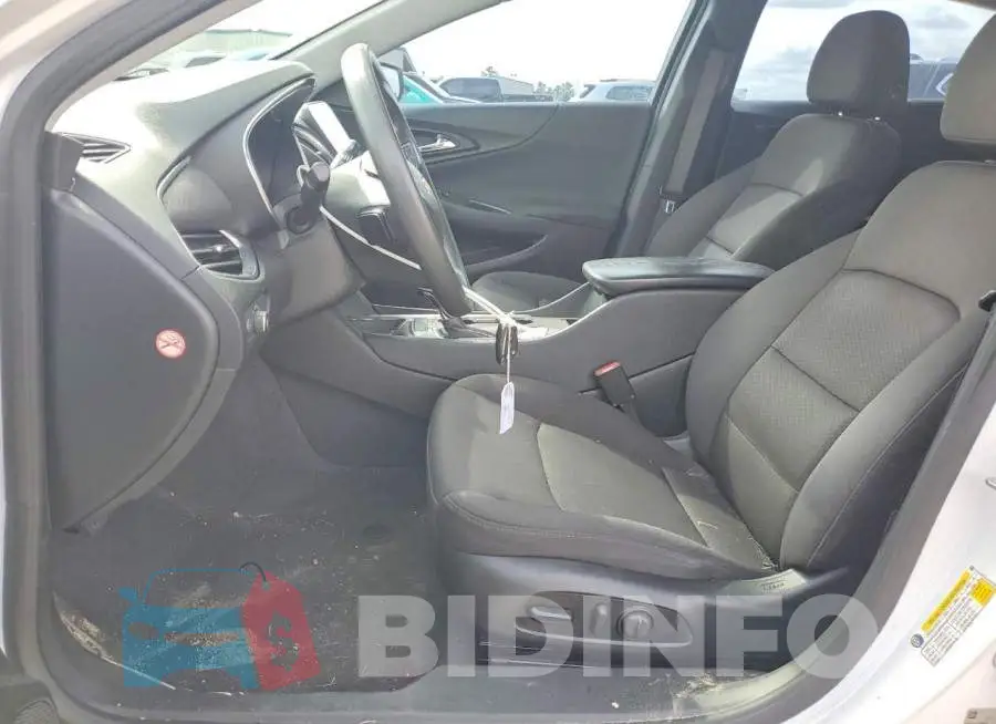 1G1ZD5ST4LF065105 Photo# 7