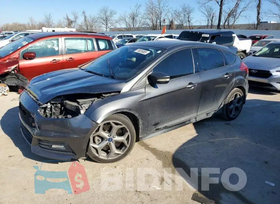 1FADP3L95JL229949 Photo# 1
