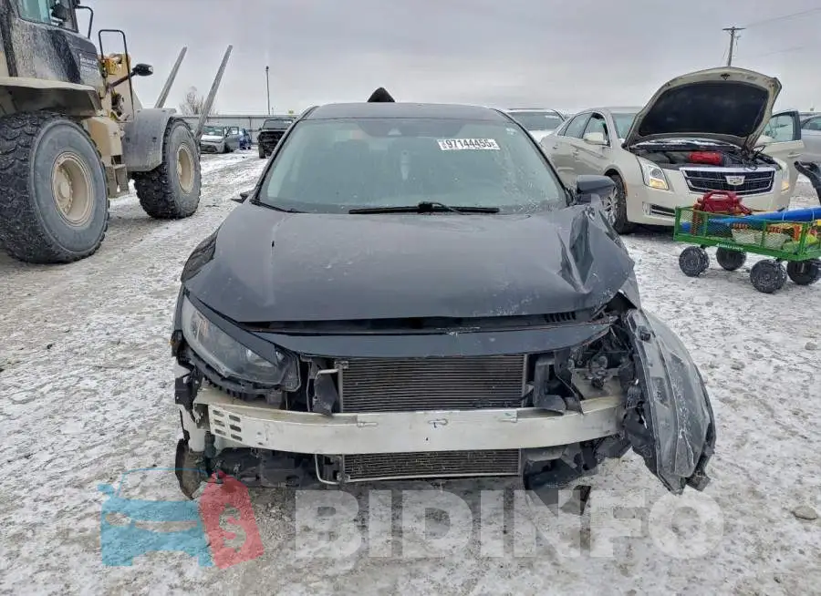 19XFC2F68LE025622 Photo# 5