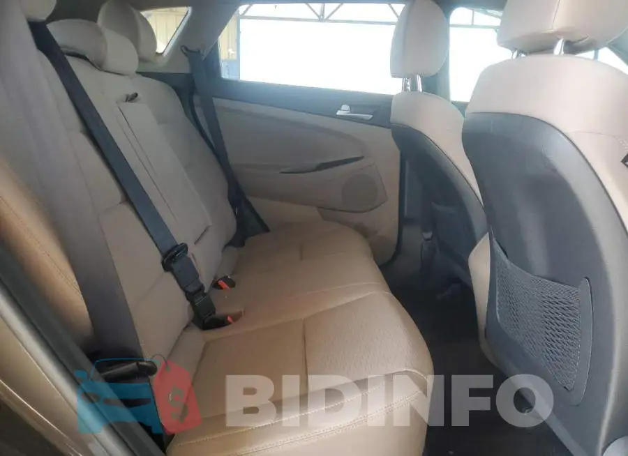 KM8J33A40KU977919 Photo# 11