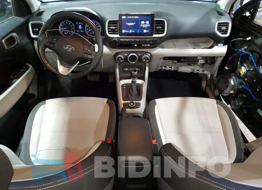 KMHRC8A35NU182019 Photo# 8