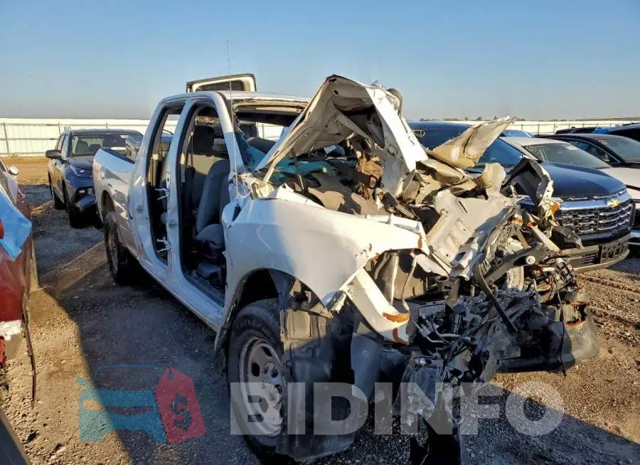 1C6RR6FG0LS160934 Photo# 4