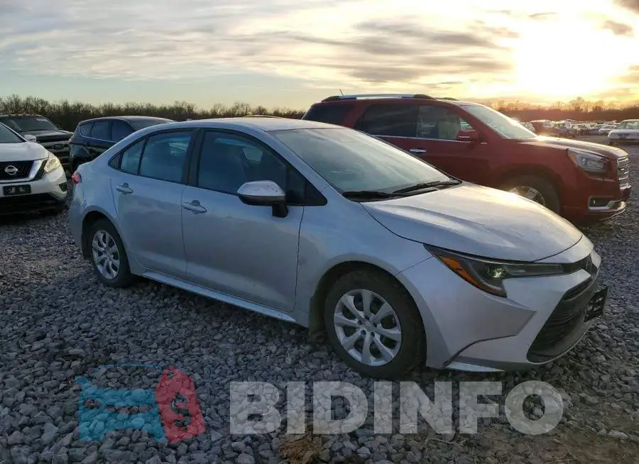 5YFB4MDE2RP128155 Photo# 4