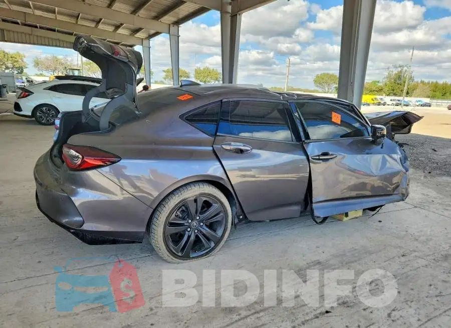 19UUB5F50MA013814 Photo# 3