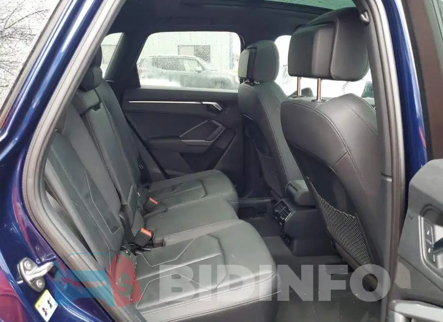 WA1EECF32M1131242 Photo# 10