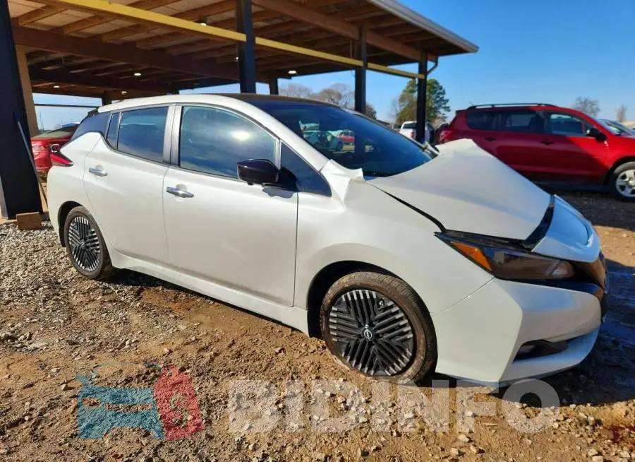 1N4CZ1CV6PC560619 Photo# 4
