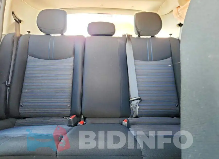 1N4CZ1CV6PC560619 Photo# 10
