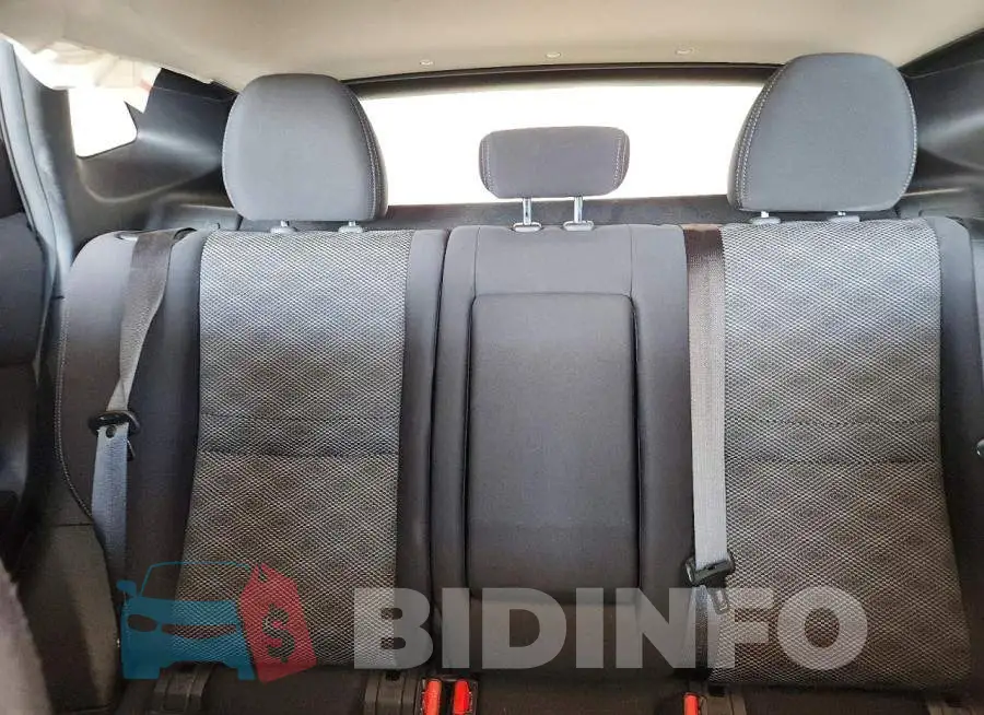 JN1BJ1CPXHW016884 Photo# 10