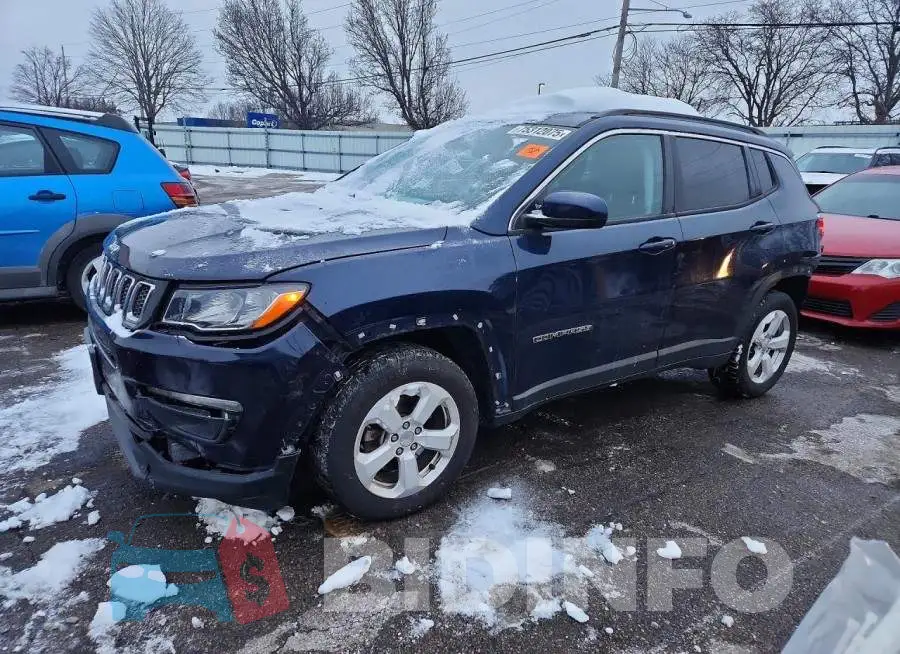 3C4NJDBBXJT458108 Photo# 1