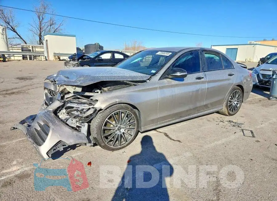 55SWF8DB1KU299763 Photo# 1