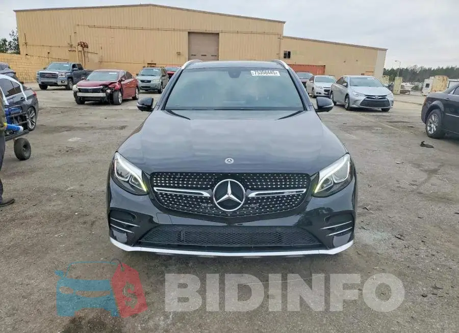 WDC0G6EB2KF585182 Photo# 5