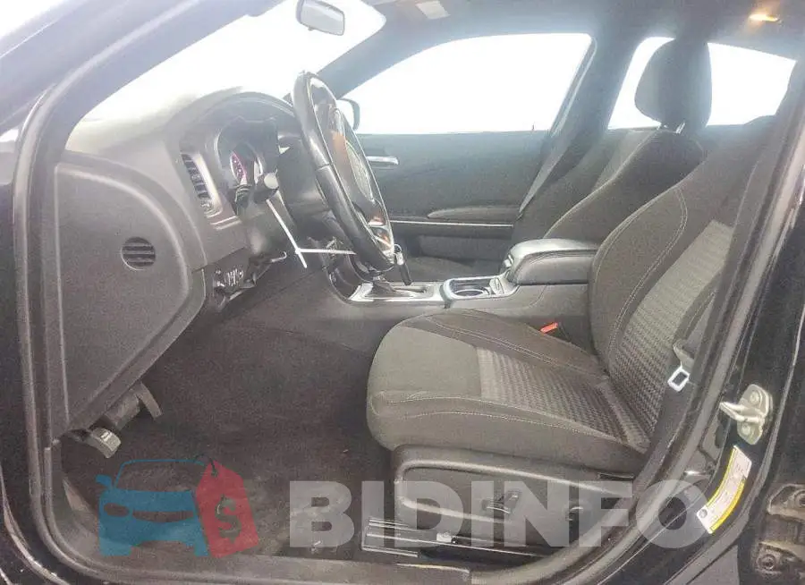 2C3CDXBG7PH704260 Photo# 7