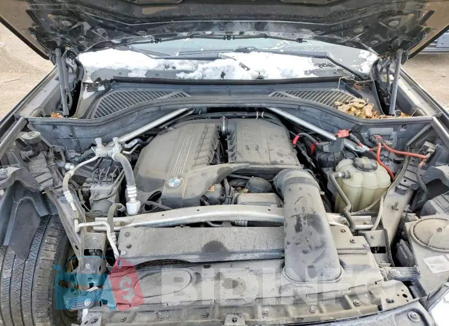 5UXKU2C52J0X51150 Photo# 11
